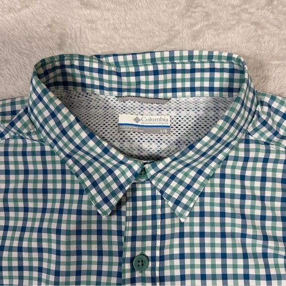 Columbia PFG button down - Picture 4 of 5